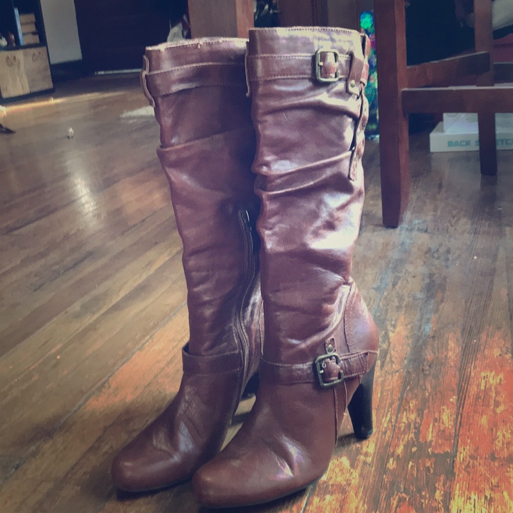 Guess boots